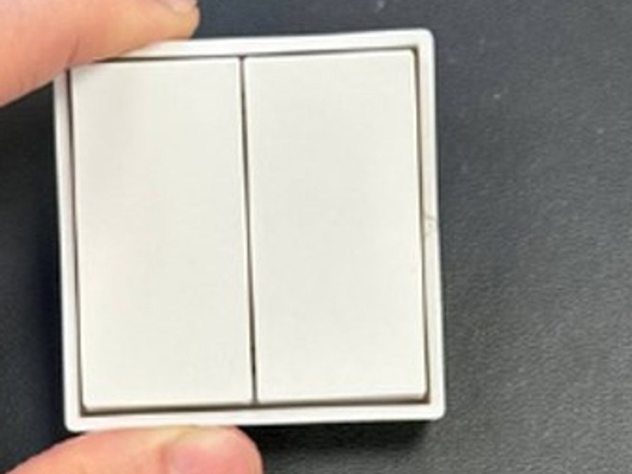 BFi5EWS self-powered battery-free wireless wall switch